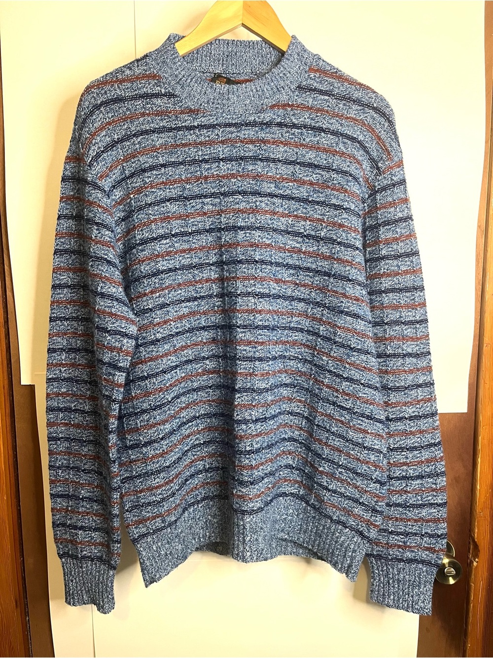 Vintage Redwood Men's Lightweight Blue & Red Striped Crewneck Sweater